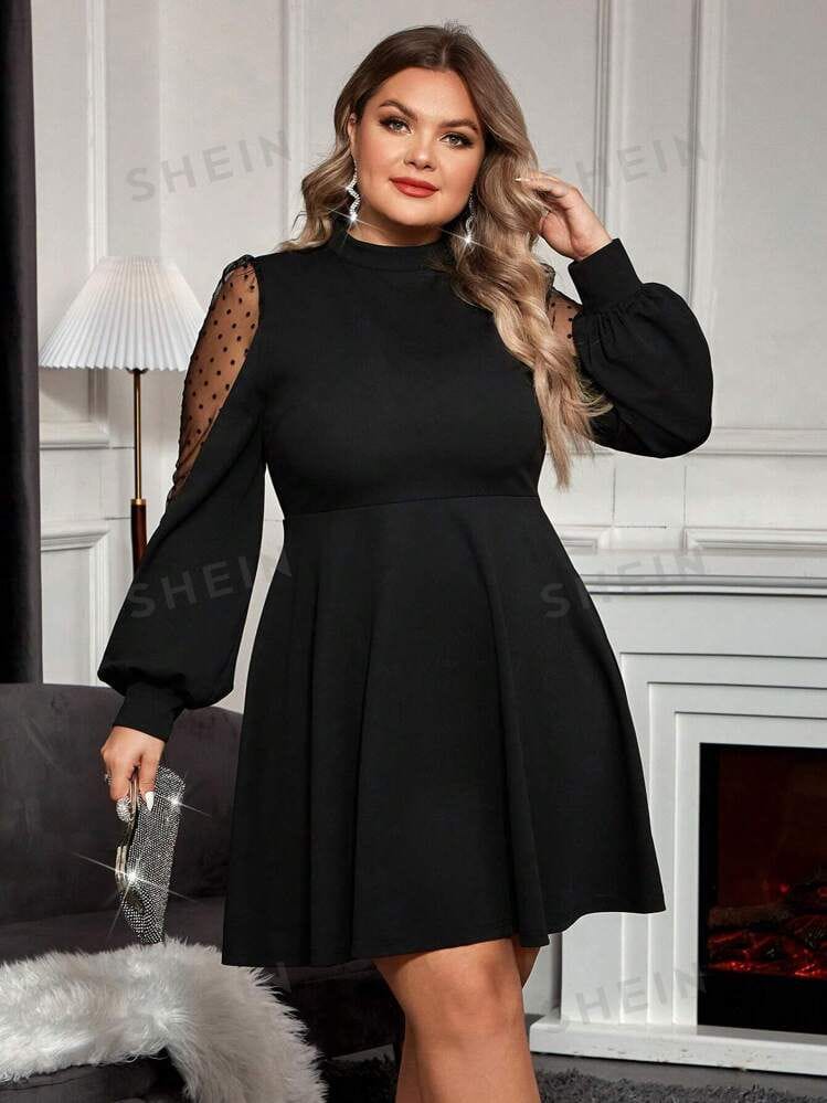 Vestido negro manga con transparencia y puntos