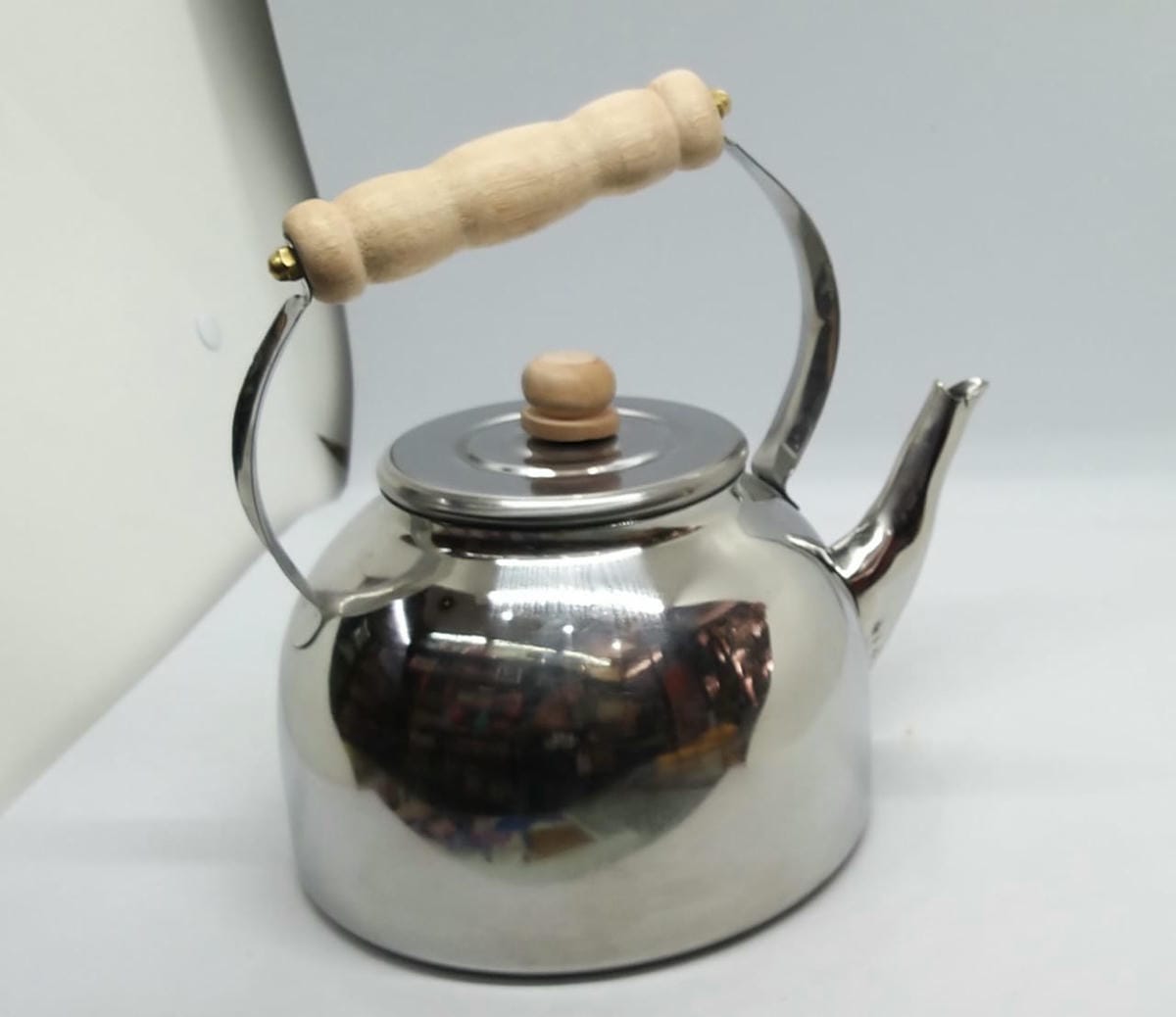 PAVA ACERO INOX 1.6 L MANGO MADERA