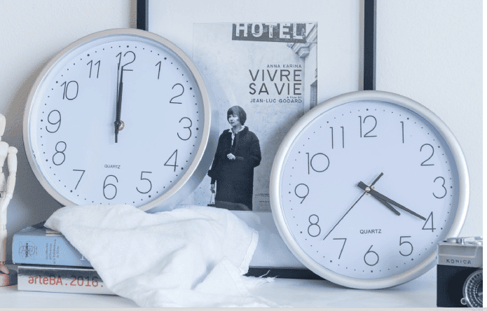 RELOJ PARED 25 CM COLORES SURTIDOS