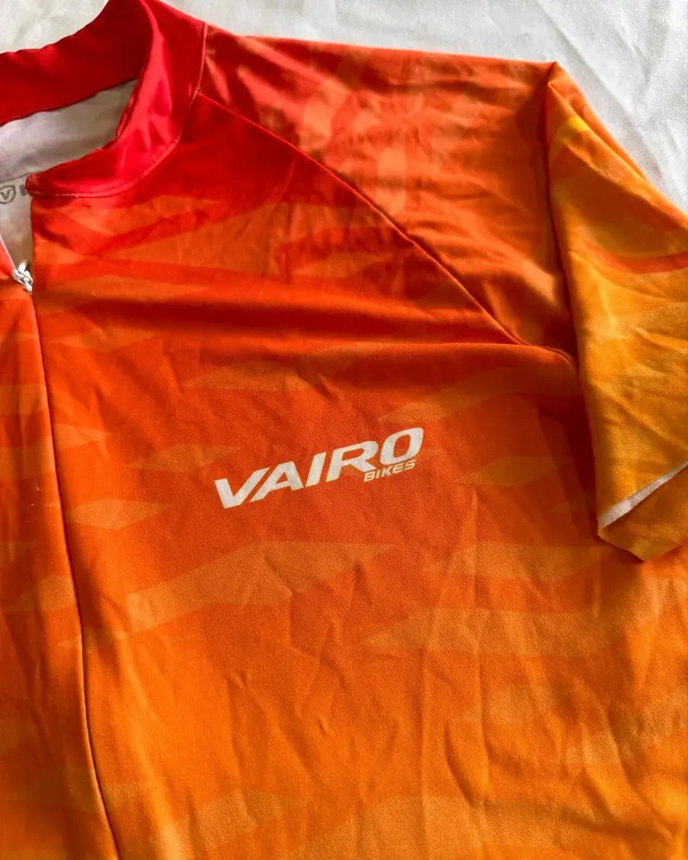 jersey vairo talle m ☆ OUTLET