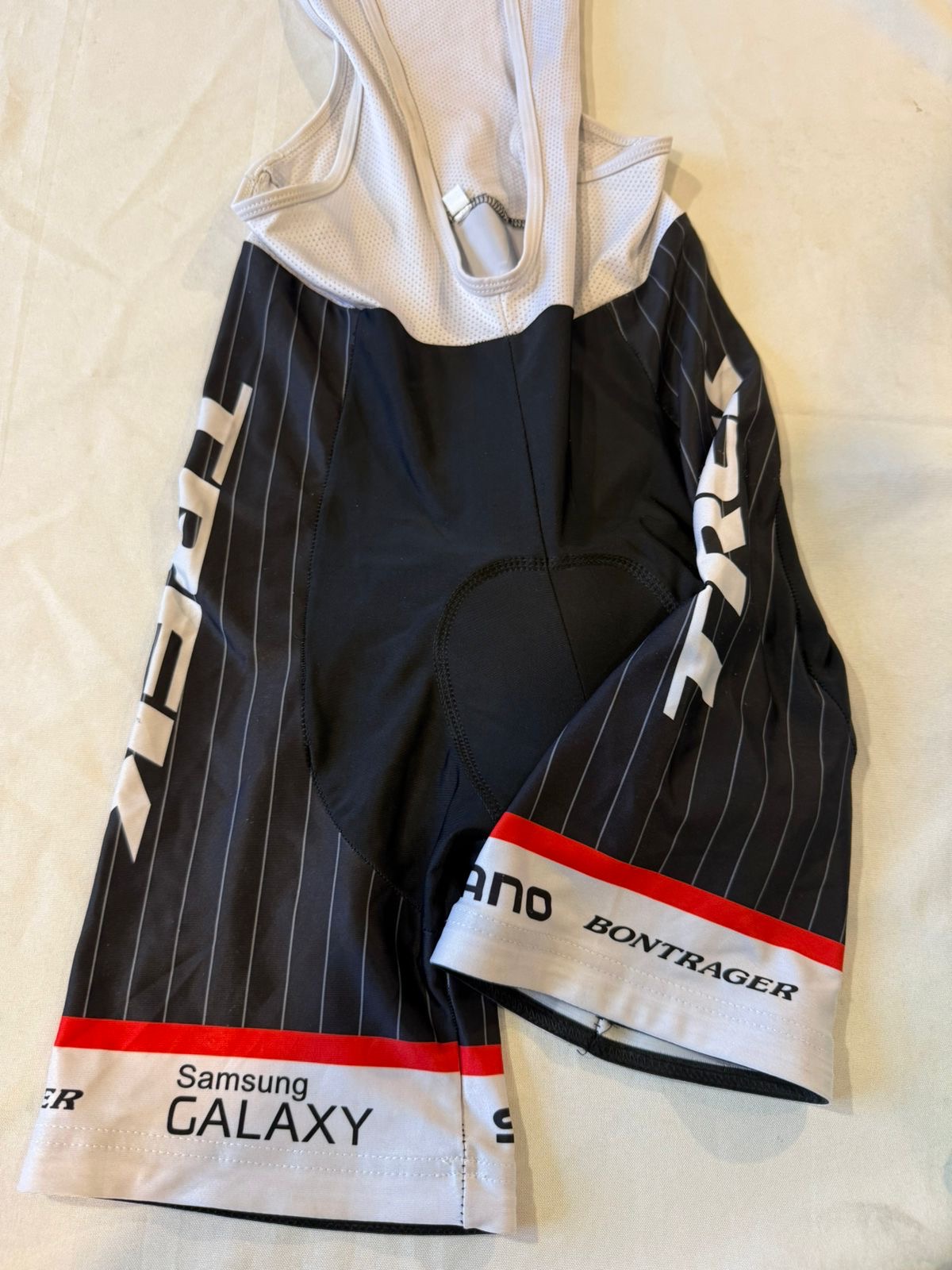 MAILLOT TREK BADANA GEL TALLE S ☆ OUTLET