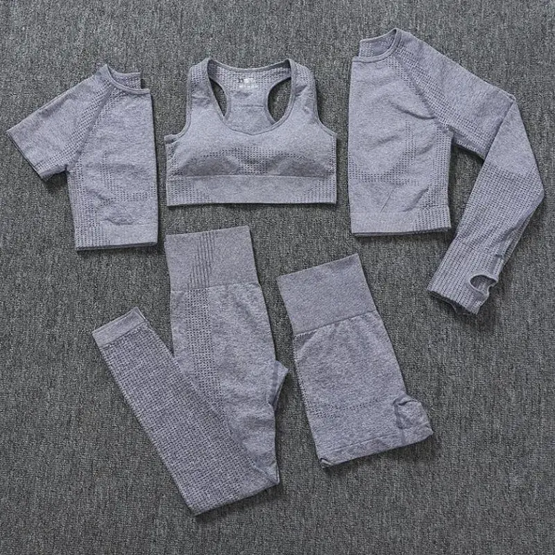 ropa deportiva seamless sin costura gris