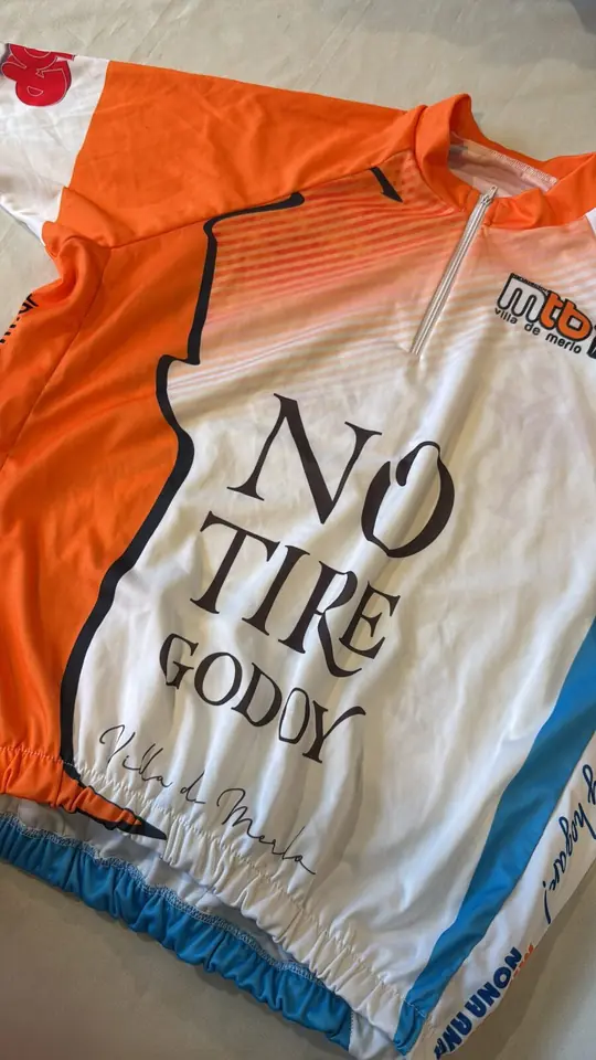 JERSEY GODOY TALLE S ☆ OUTLET