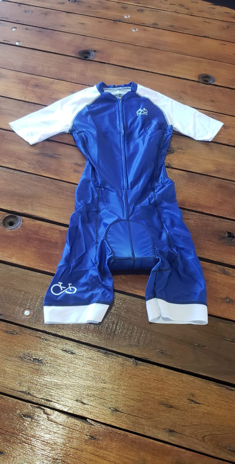 ENTERITO A RUEDA UNISEX badana gel |BORA AZUL|