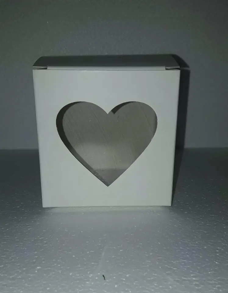 Caja Blanca Corazòn con Visor 6x6x6 - x5