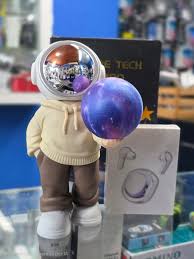 COMBO PARLANTE ASTRONAUTA  - LUNA RGB + AURICULARES EARBUDS - USB - BT - TF - RADIO