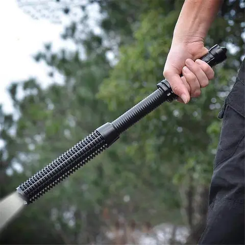 BASTÓN DE SEGURIDAD EXTENSIBLE RECARGABLE EN ESTUCHE CON LINTERNA CREE LED DE ALTO PODER
