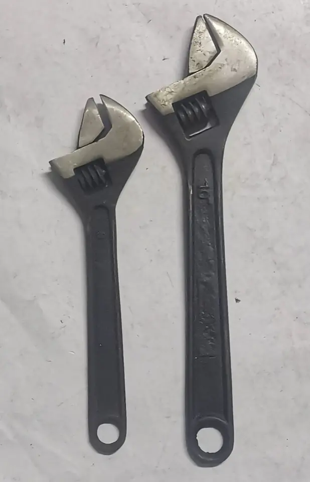 LLAVE FRANCESA FOSFATIZADA ECO 10" (u320)