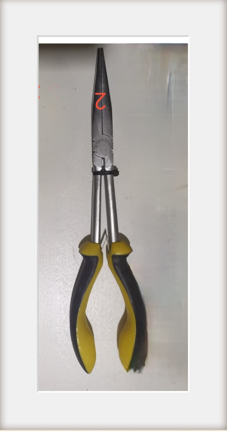 PINZA MECANICA 11" PUNTA CURVA 15 (U590)