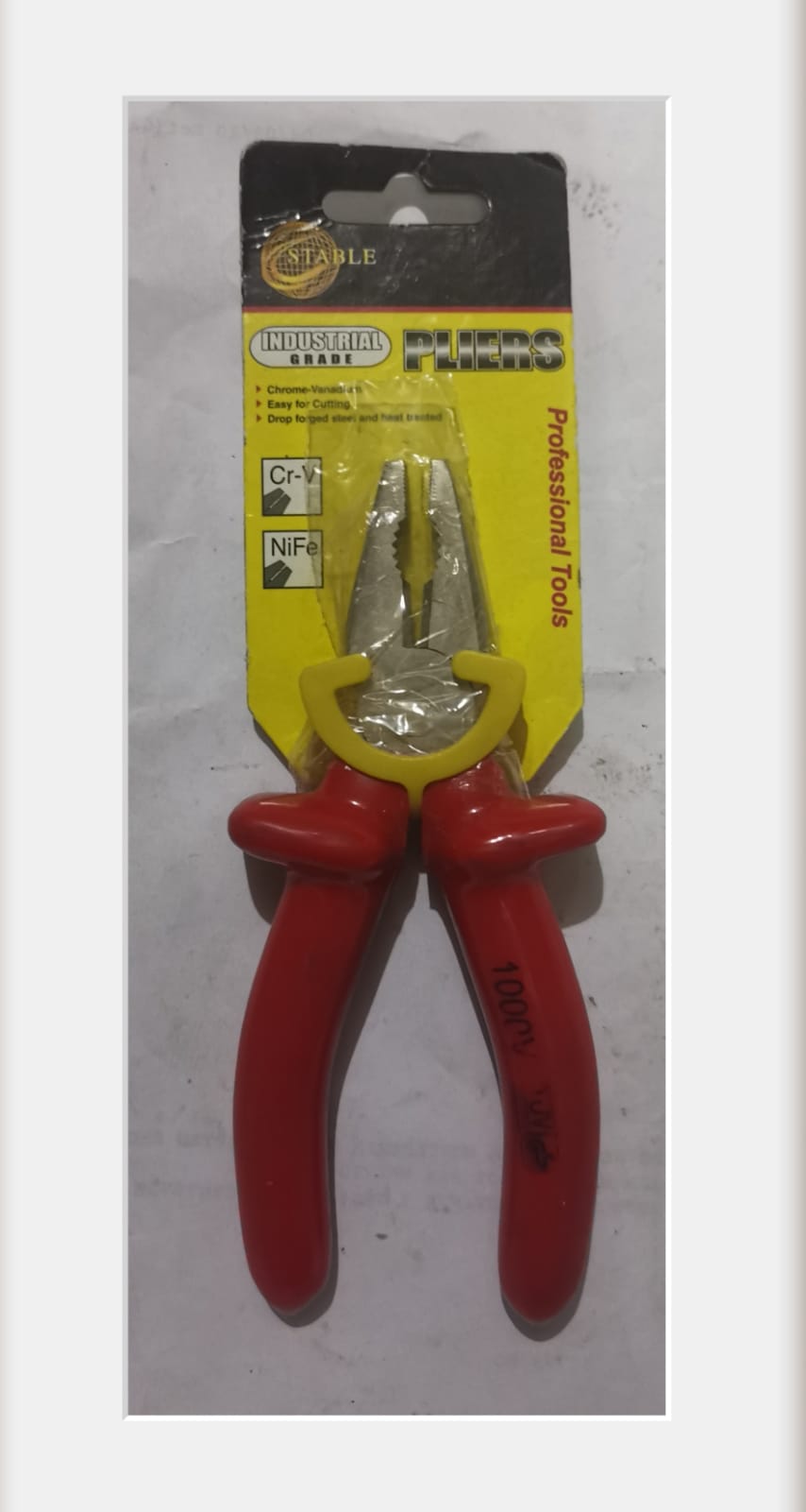 PINZA ELECTRICISTA SATINADA  6" UNIVERSAL (U280)