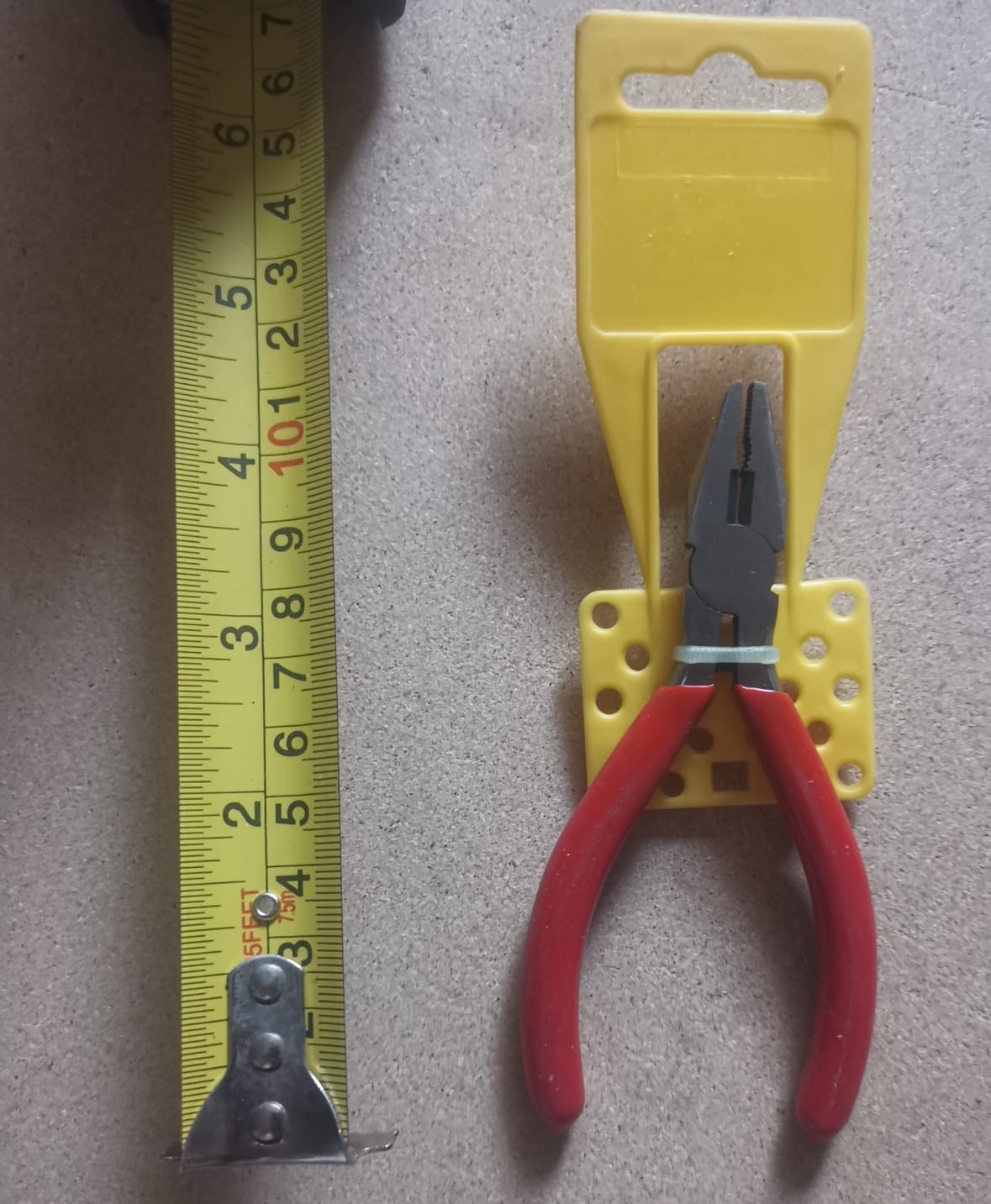 PINZA MINI UNIVERSAL 4.5" OFF1 (U080)