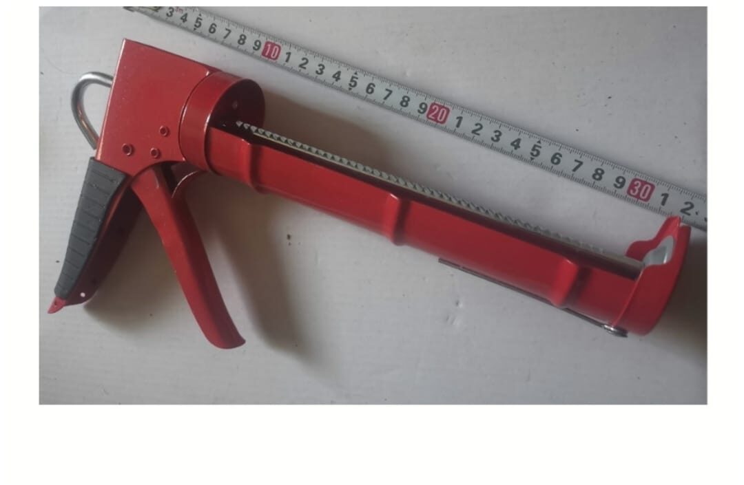 PISTOLA APLICADORA SILICONA ENGOMADA C/CREMALLERA ECO (U250)