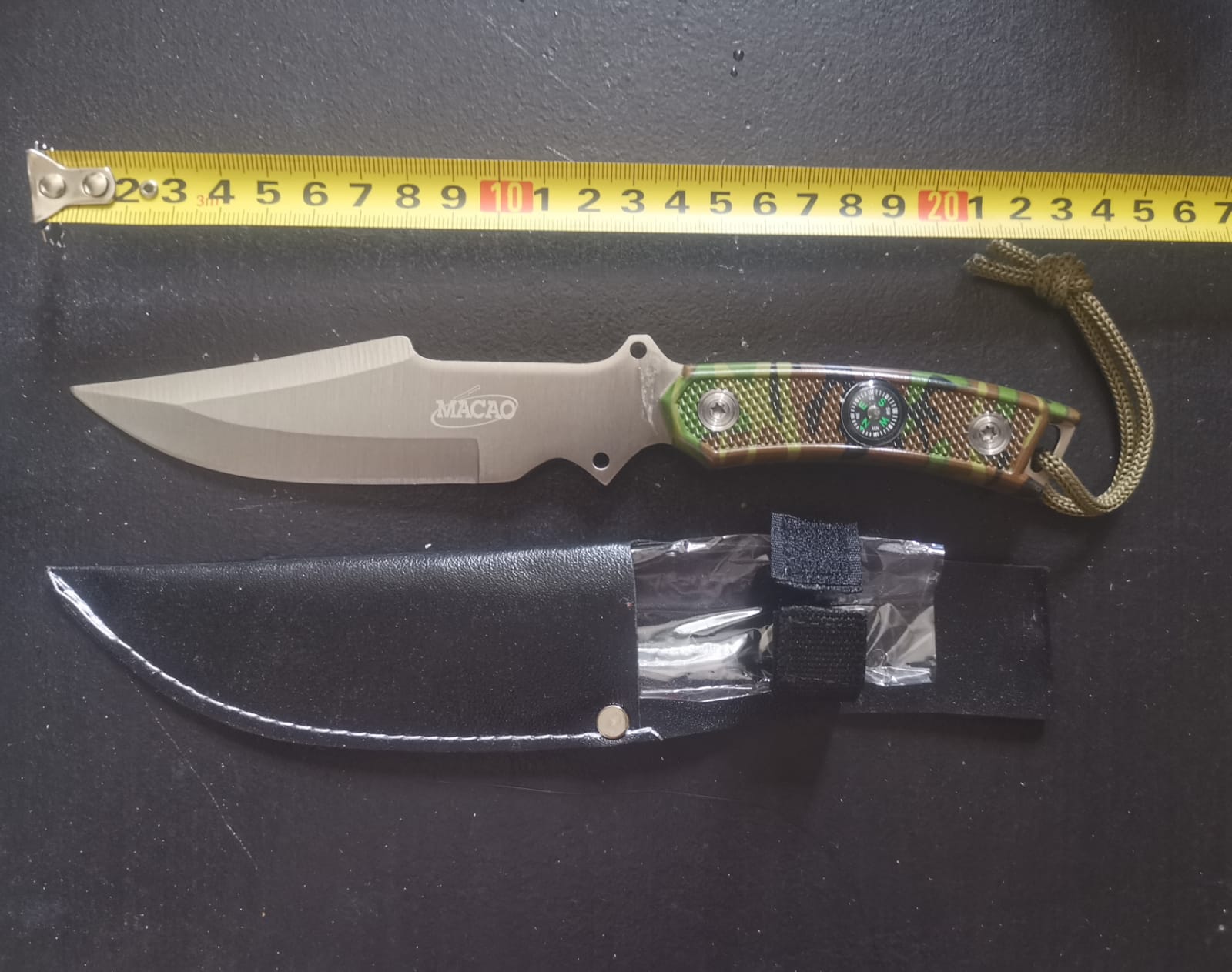 CUCHILLO CON BRUJULA MACAO(U270)